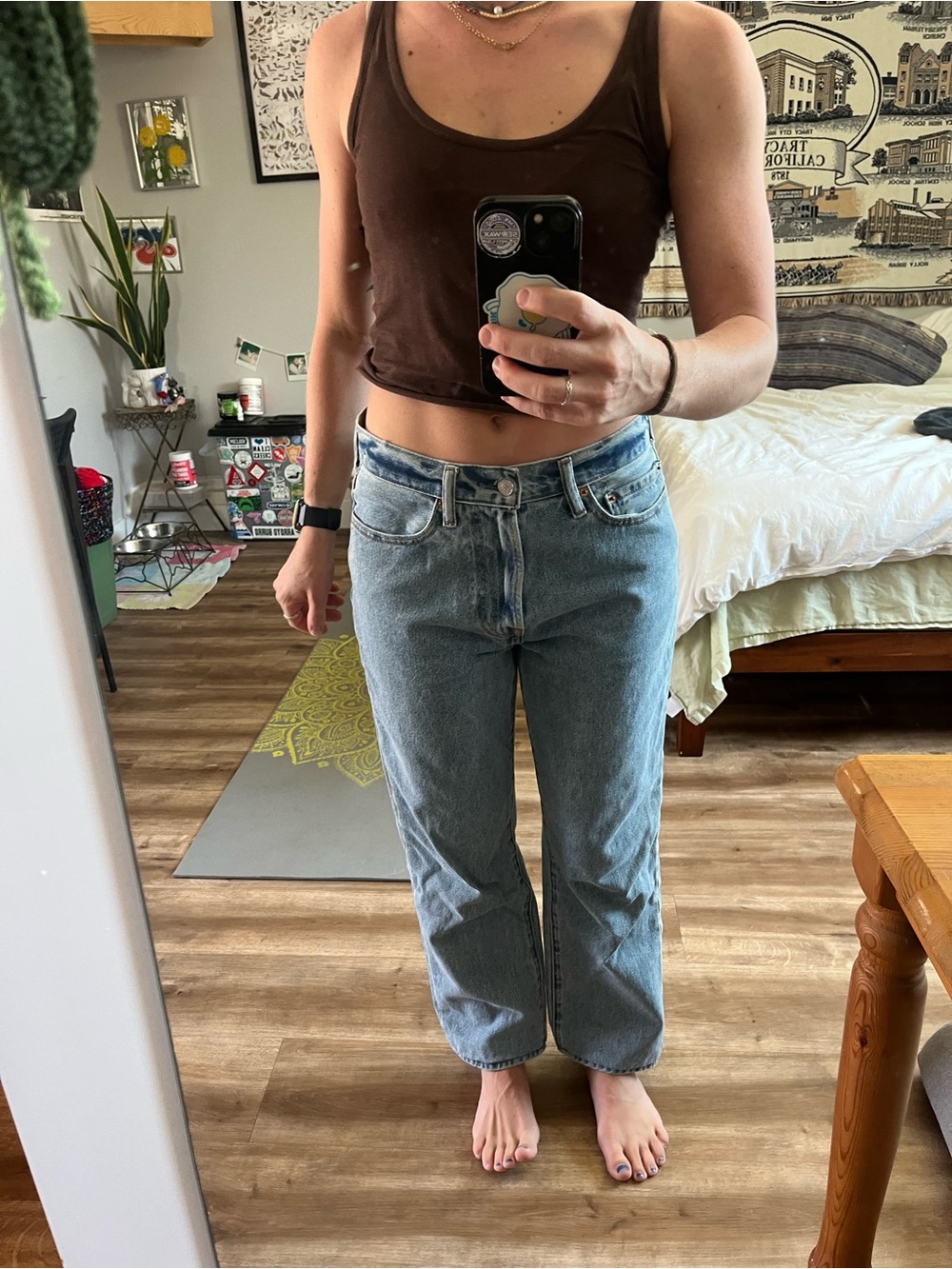 Classic Low Rise Straight Leg Jeans in Light Blue